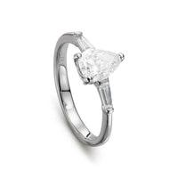 Modern 1.00ct pear shaped diamond solitaire engagement ring in white gold